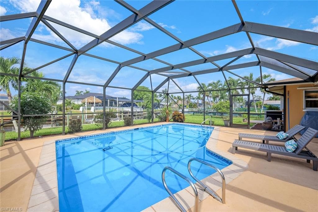 5234 Tamiami CT CAPE CORAL, FL 33904