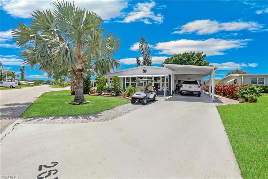26135 Kings RD BONITA SPRINGS, FL 34135