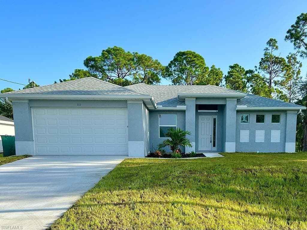 3112 16th ST W LEHIGH ACRES, FL 33971