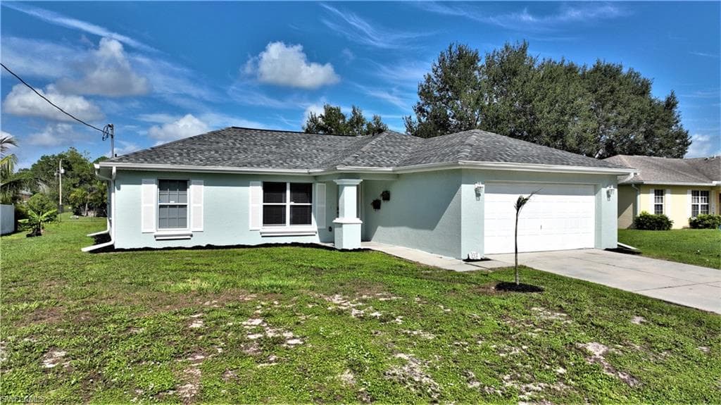 512 Beach AVE S LEHIGH ACRES, FL 33974