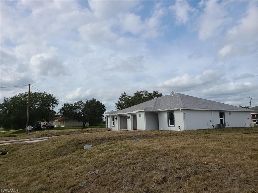 529-531 Piedmont ST LEHIGH ACRES, FL 33974