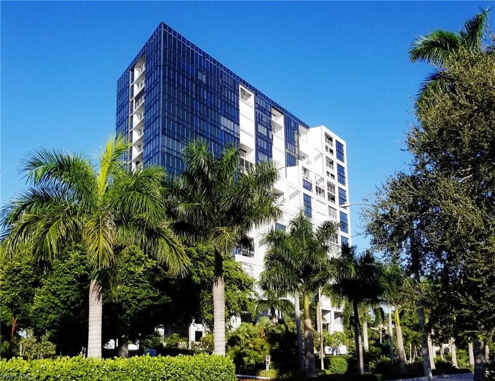 4751 Gulf Shore BLVD N 506 NAPLES, FL 34103