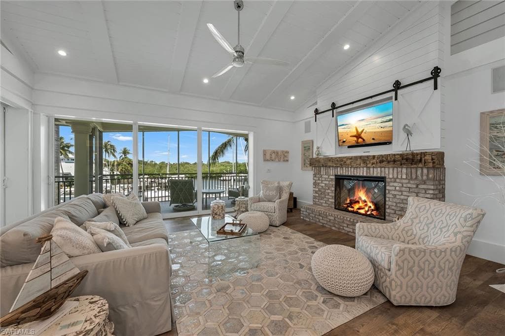 1749 Gulfstar DR S 403 NAPLES, FL 34112