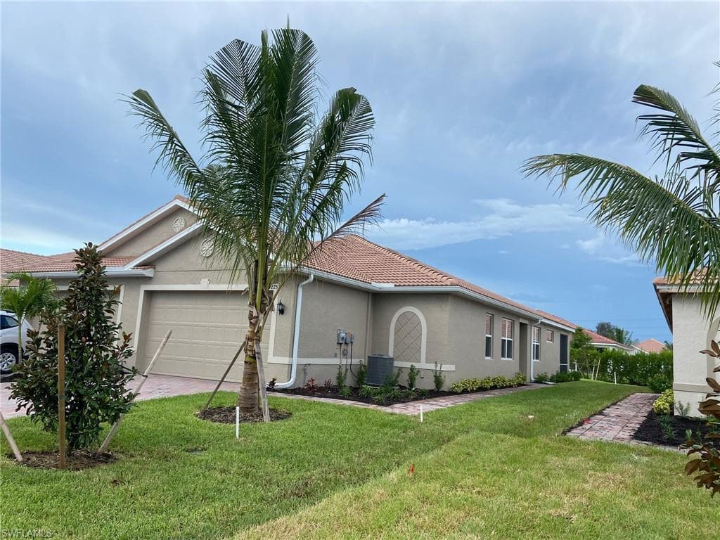 4225 Bloomfield ST FORT MYERS, FL 33916