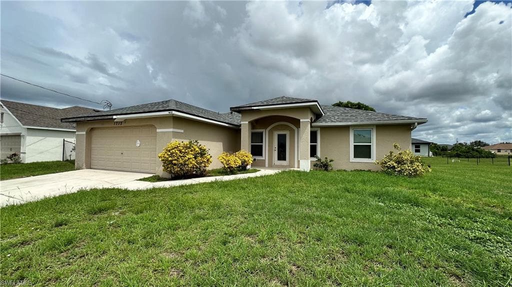 1713 NW 4th TER CAPE CORAL, FL 33993