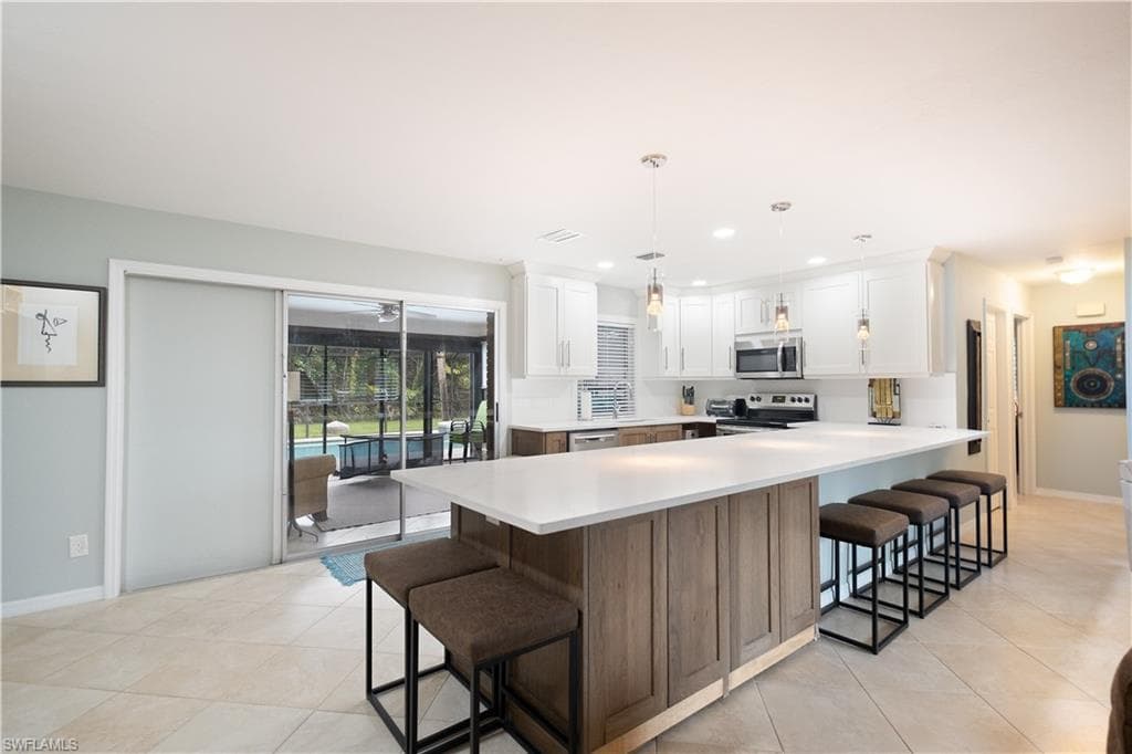 9863 Delaware ST BONITA SPRINGS, FL 34135