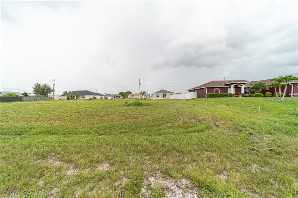 1703 NE 6th AVE CAPE CORAL, FL 33909