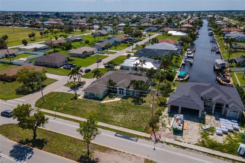 4014 Pelican BLVD CAPE CORAL, FL 33914