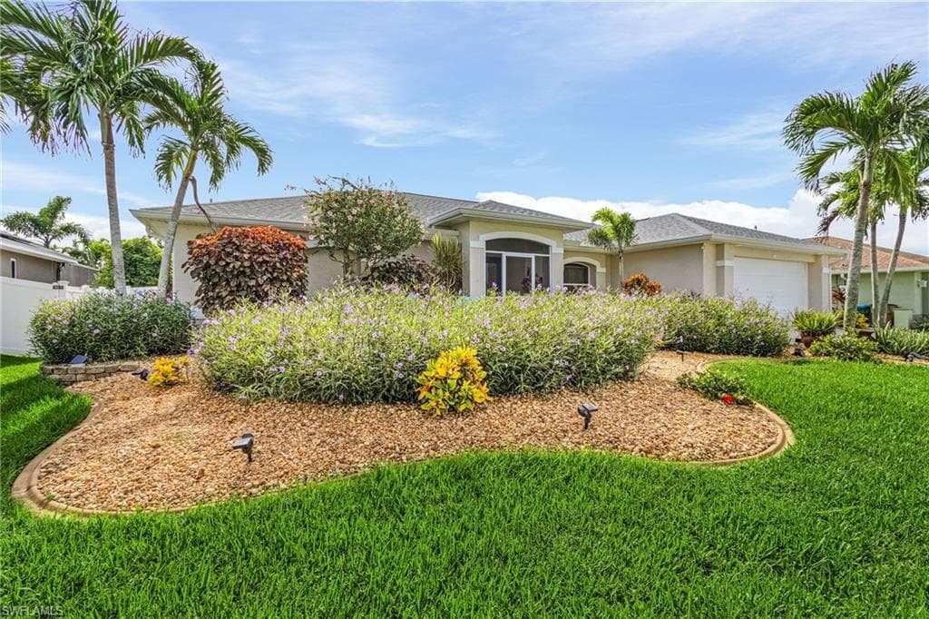 3805 SW 20th PL CAPE CORAL, FL 33914