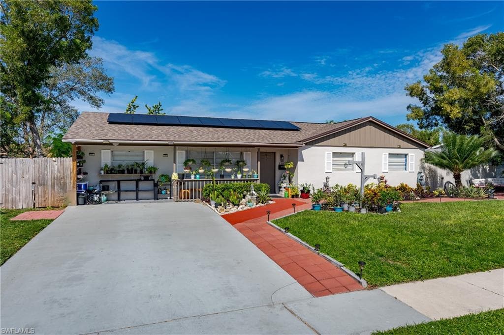 3387 Poinciana ST NAPLES, FL 34105