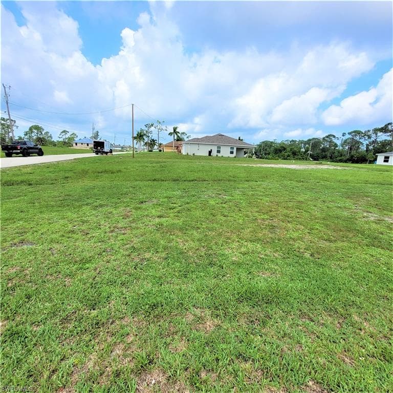 219 NE 31st TER CAPE CORAL, FL 33909