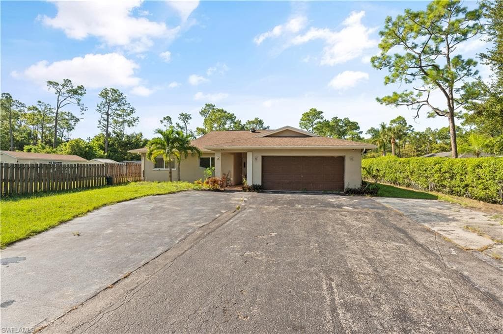 6130 Copper Leaf LN NAPLES, FL 34116