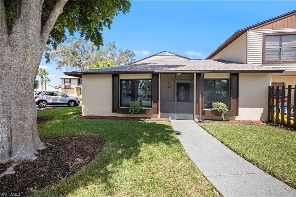 628 SE 12th CT 39 CAPE CORAL, FL 33990