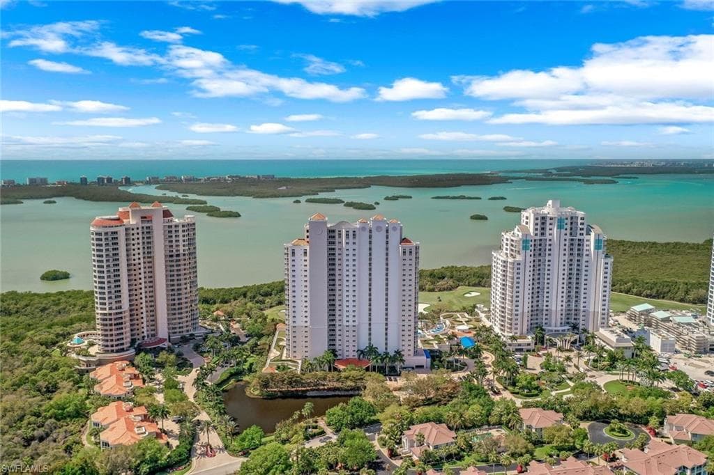 4951 Bonita Bay BLVD 401 BONITA SPRINGS, FL 34134