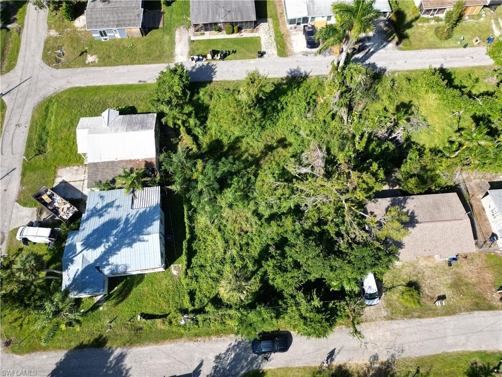 1109 6th WAY W NORTH FORT MYERS, FL 33903