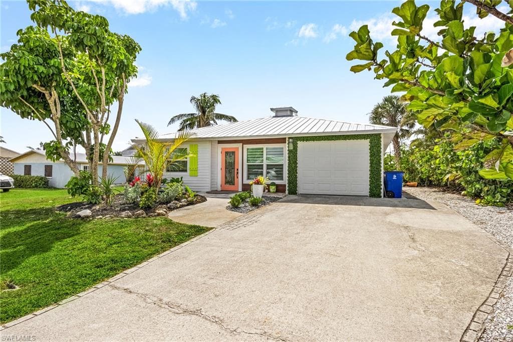 16341 Buccaneer ST BOKEELIA, FL 33922