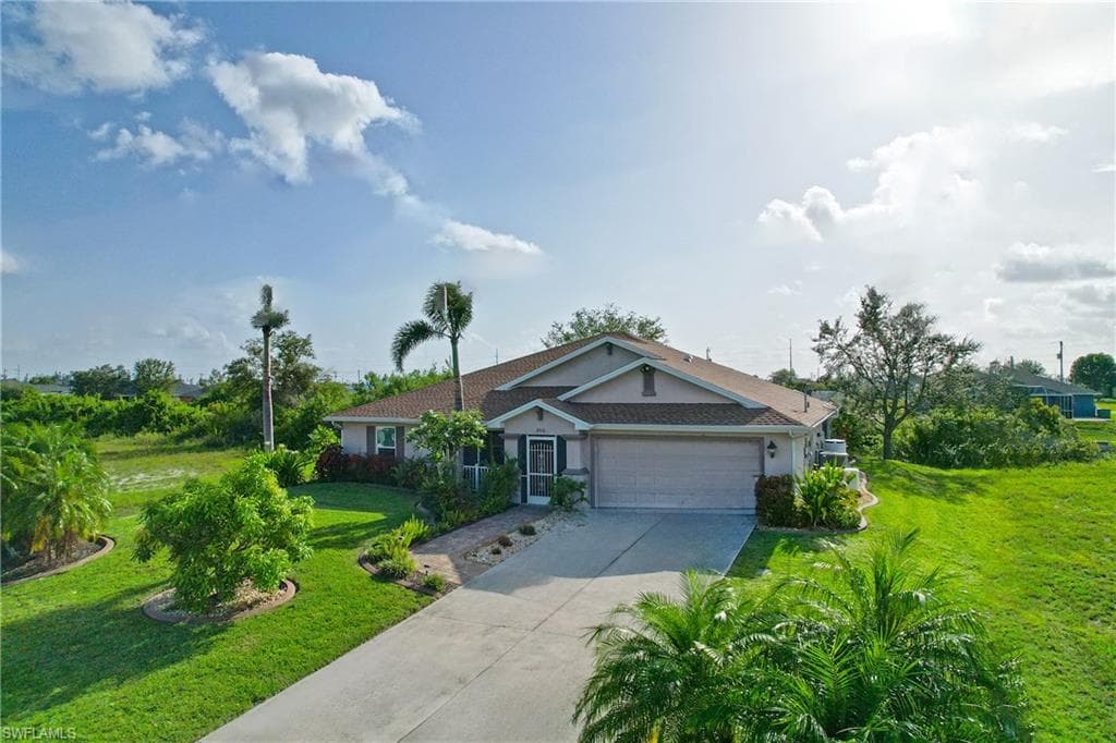 2210 NE 1st PL CAPE CORAL, FL 33909