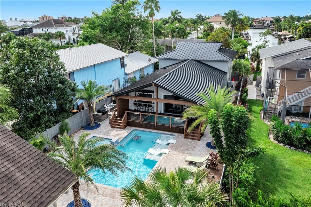 10222 Vanderbilt DR NAPLES, FL 34108