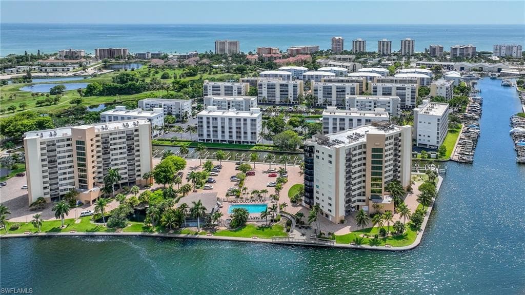 4265 Bay Beach LN 722 FORT MYERS BEACH, FL 33931