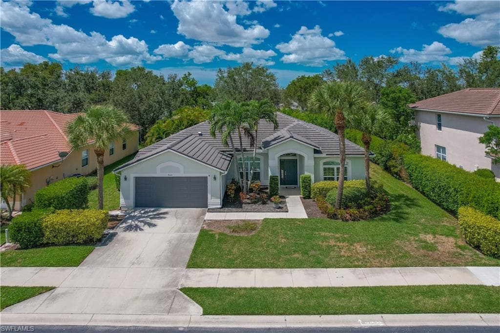 8464 Laurel Lakes BLVD NAPLES, FL 34119