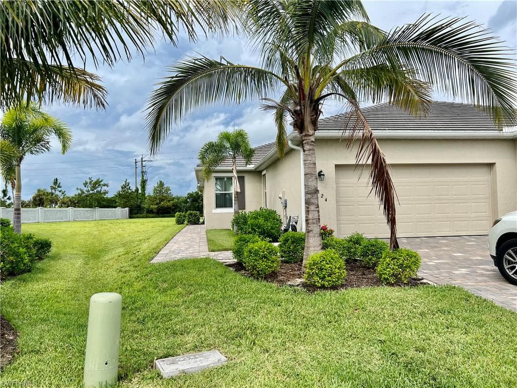 4324 Lemongrass DR FORT MYERS, FL 33916
