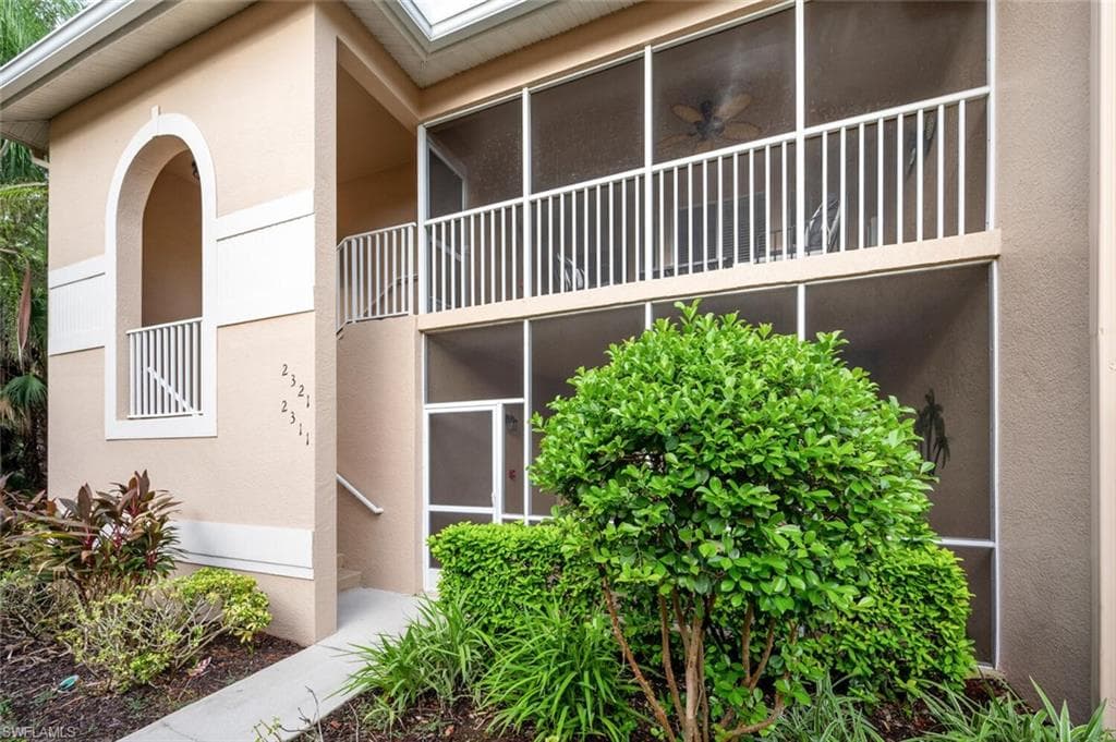 3890 Sawgrass WAY 2321 NAPLES, FL 34112