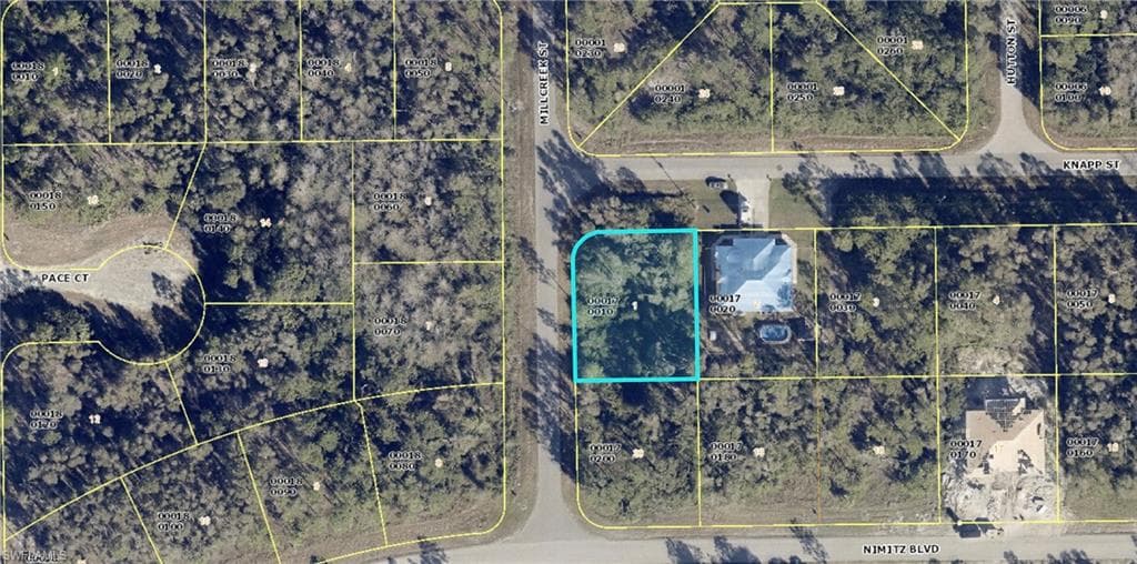 524-526 Knapp ST LEHIGH ACRES, FL 33974