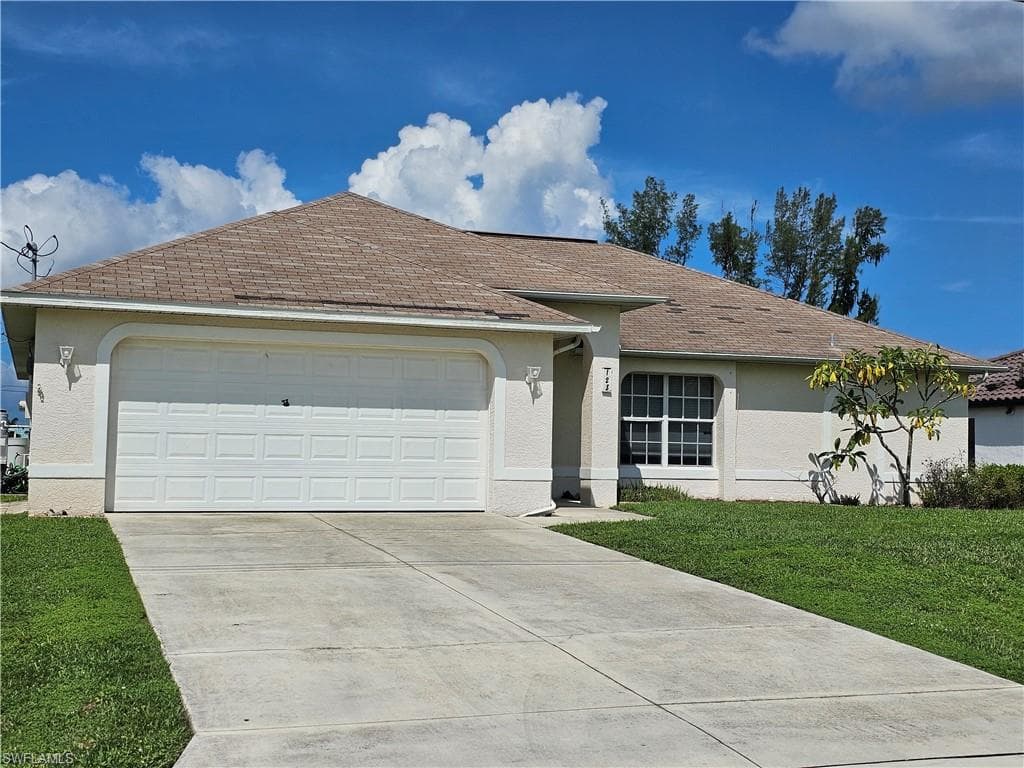 128 SW 34th PL CAPE CORAL, FL 33991