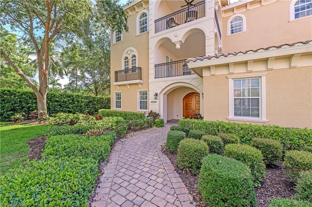 10700 Vivaldi CT 603 MIROMAR LAKES, FL 33913