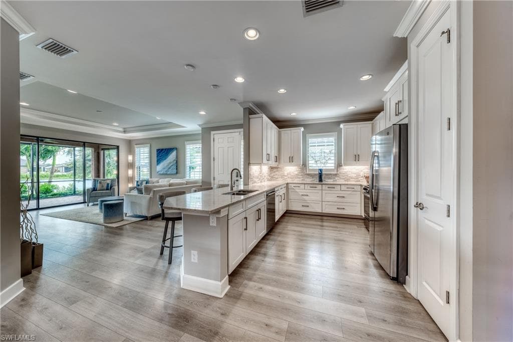 8442 Volaro WAY NAPLES, FL 34114
