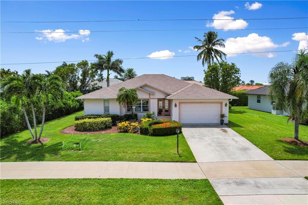 711 Tigertail CT MARCO ISLAND, FL 34145