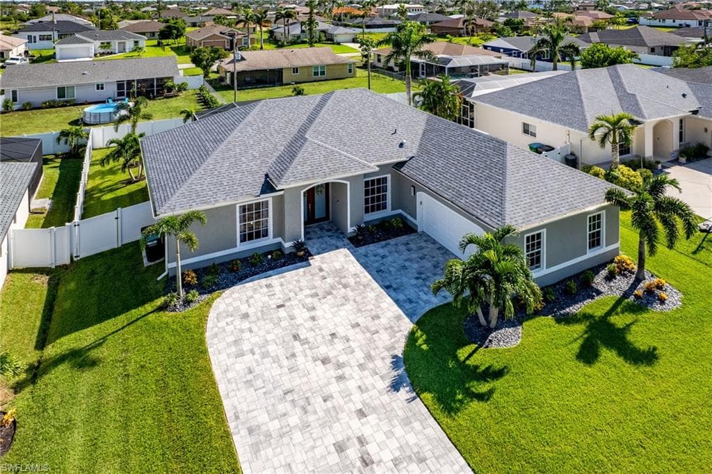 1818 SW 39th TER CAPE CORAL, FL 33914