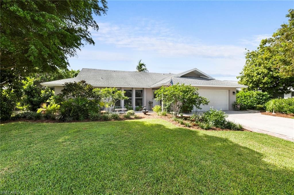 4584 Chippendale DR NAPLES, FL 34112