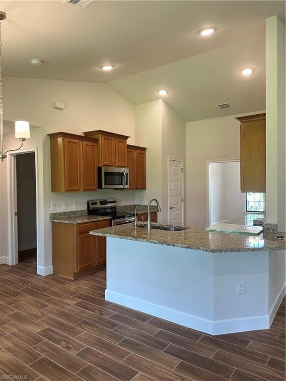 197 Greenbriar BLVD LEHIGH ACRES, FL 33972