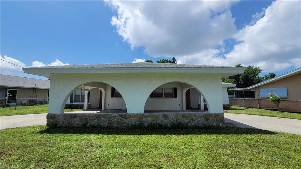 1626 Orchid BLVD CAPE CORAL, FL 33904