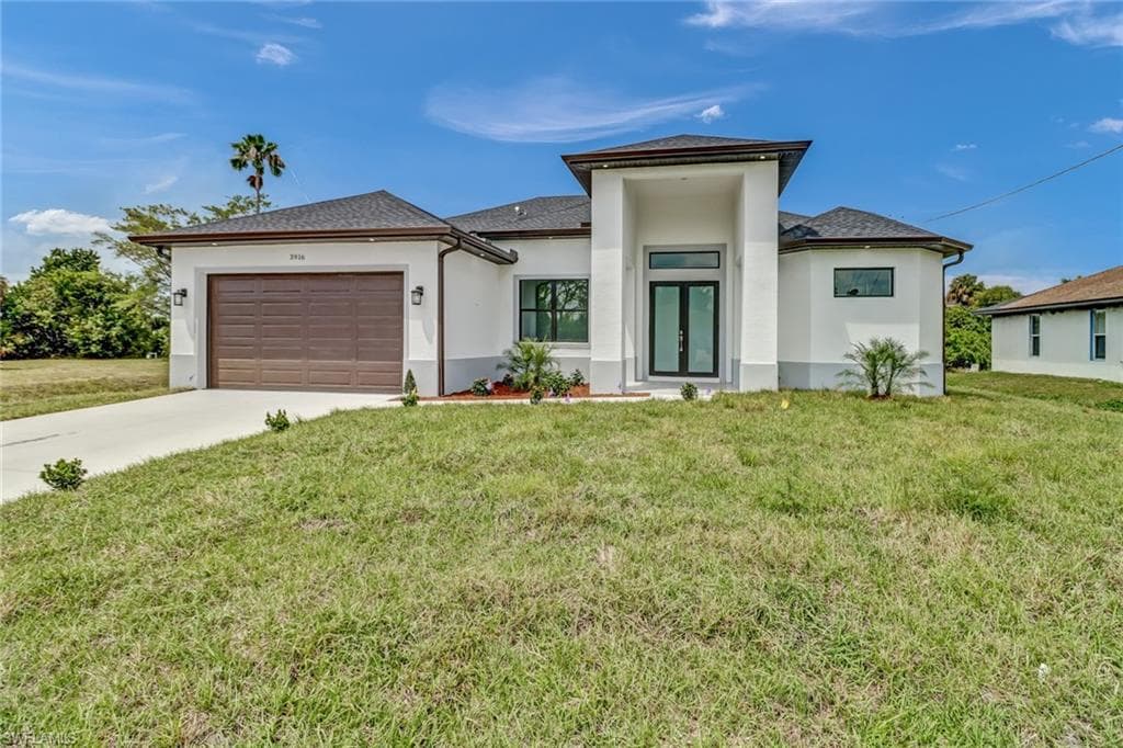3916 22nd ST SW LEHIGH ACRES, FL 33976