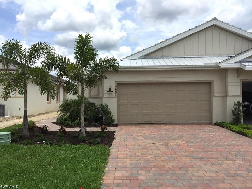 14667 Edgewater CIR NAPLES, FL 34114