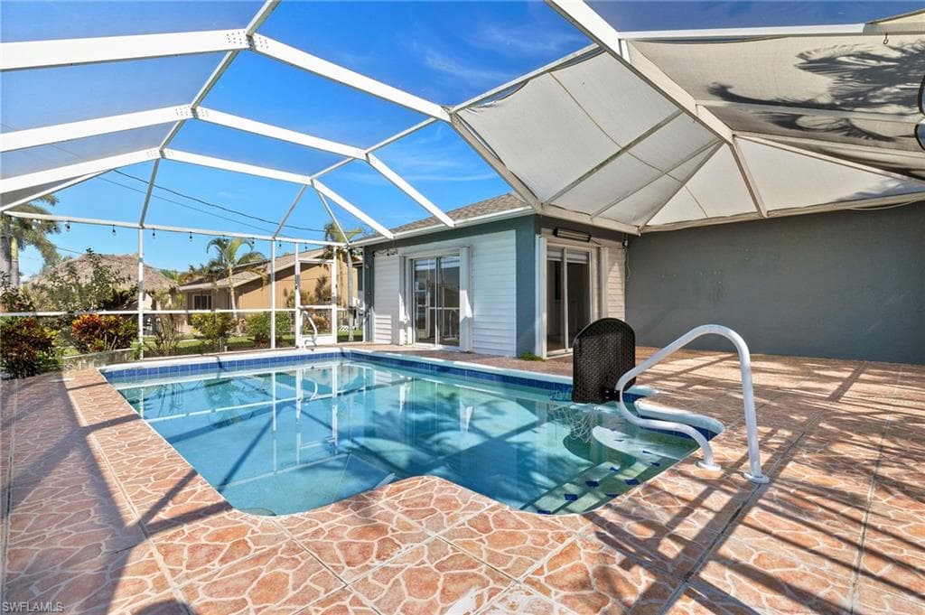 608 SE 2nd ST CAPE CORAL, FL 33990