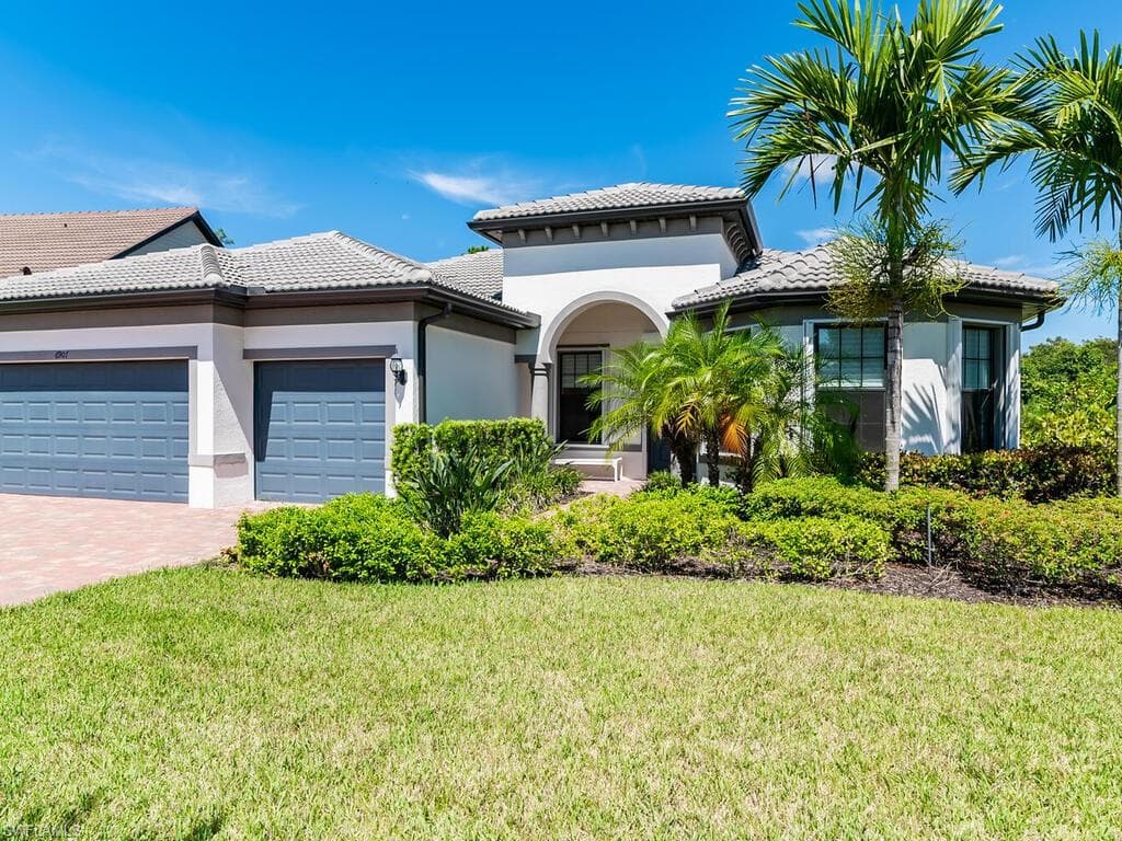 6907 Cocoplum ST NAPLES, FL 34114