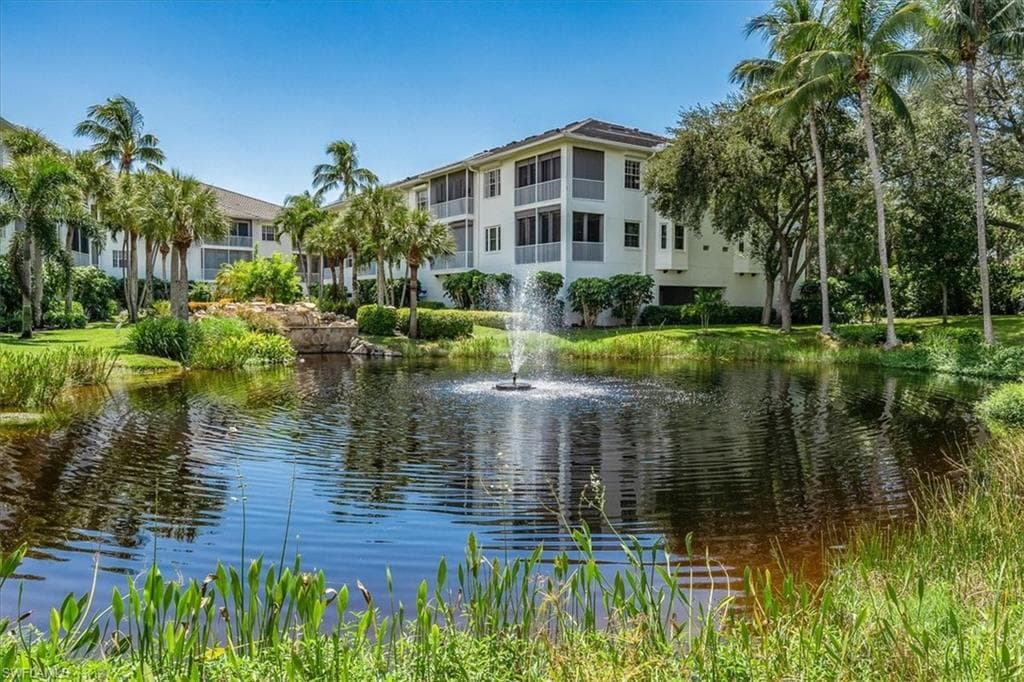 831 Sailaway LN 201 NAPLES, FL 34108