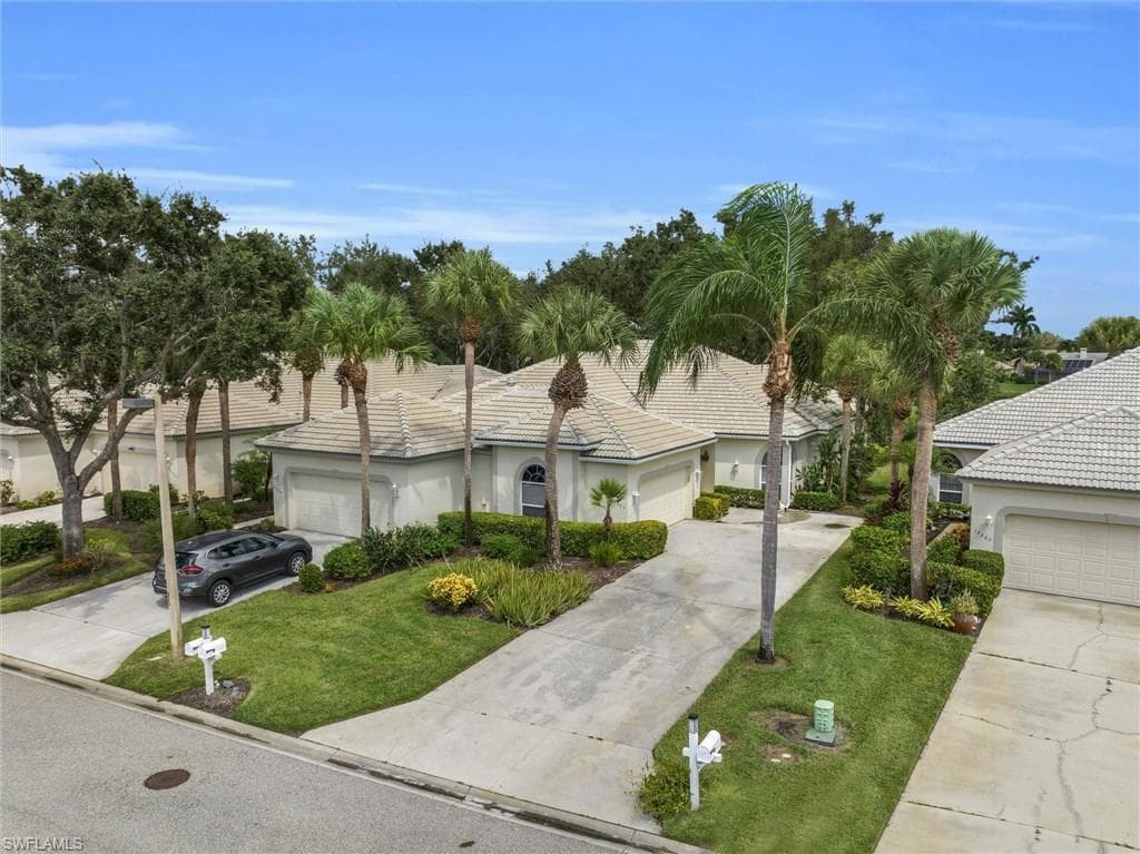 12261 Championship CIR FORT MYERS, FL 33913