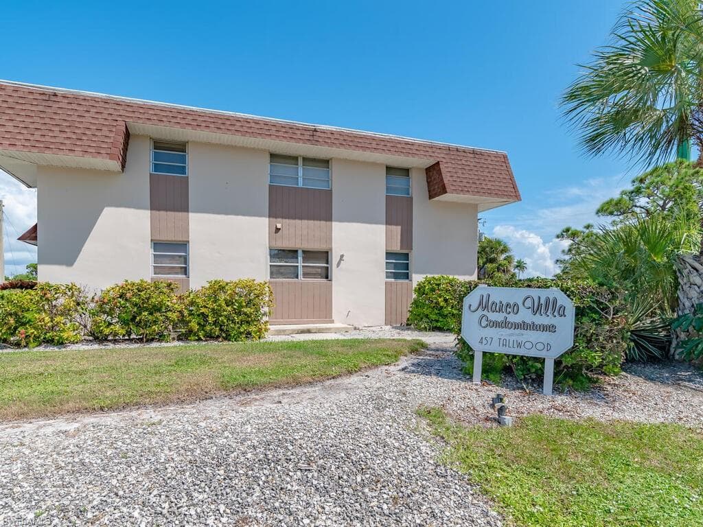 457 Tallwood ST 105 MARCO ISLAND, FL 34145