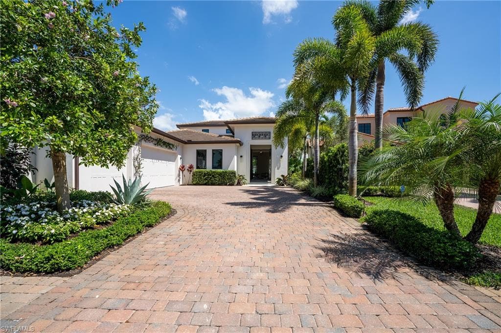 16708 LUCARNO WAY NAPLES, FL 34110