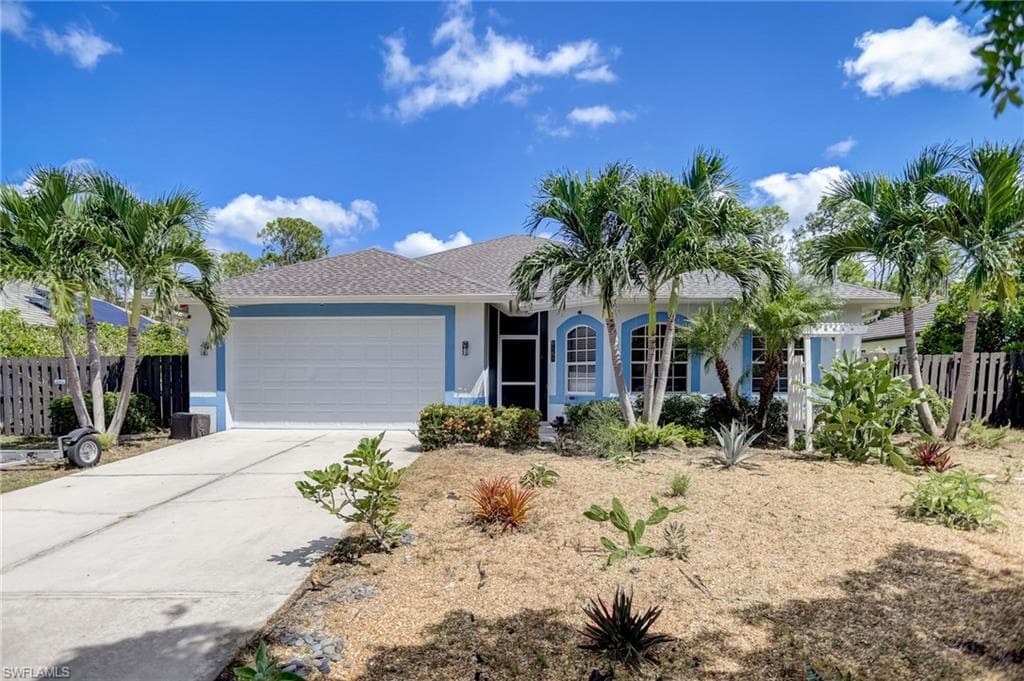 9151 Strike LN BONITA SPRINGS, FL 34135