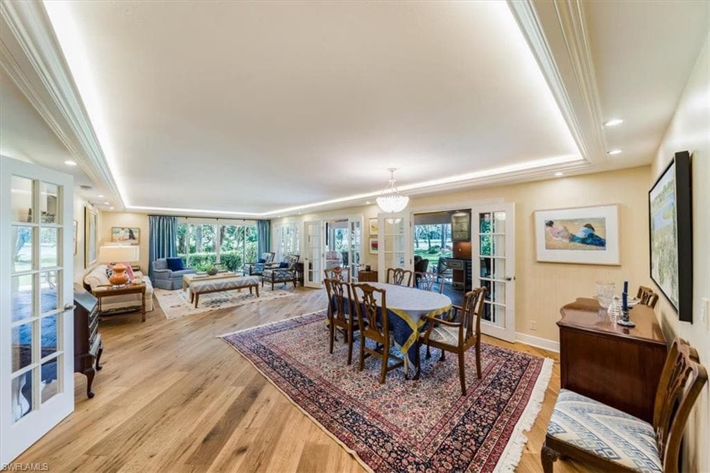 107 Clubhouse LN 190 NAPLES, FL 34105