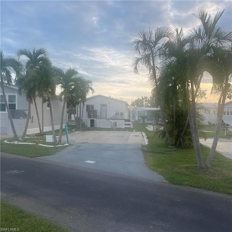 19681 Summerlin RD 387 FORT MYERS, FL 33908