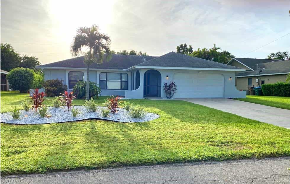 3745 SW 1st PL CAPE CORAL, FL 33914