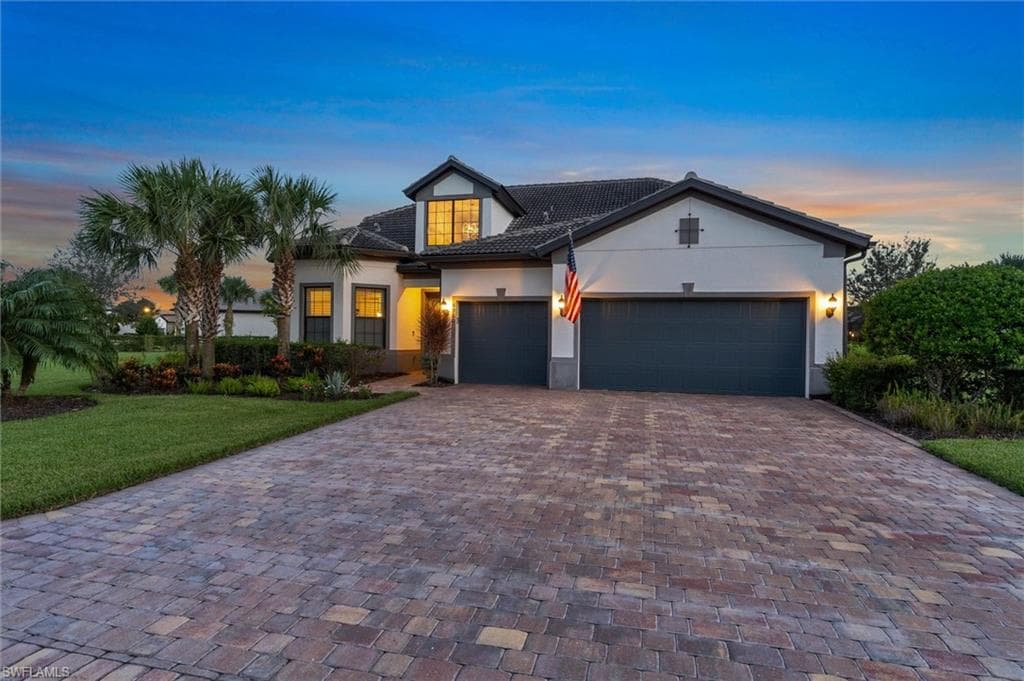 8960 Bahama Swallow WAY NAPLES, FL 34120