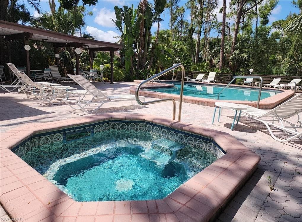 134 Pinebrook DR FORT MYERS, FL 33907