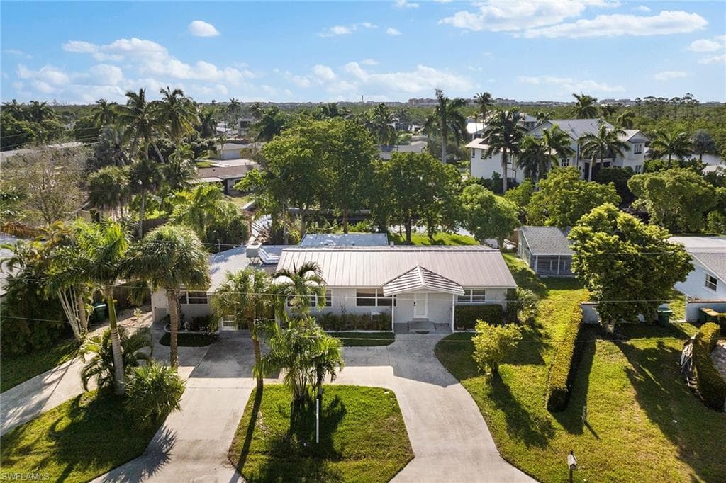 1150 Rainbow DR NAPLES, FL 34104